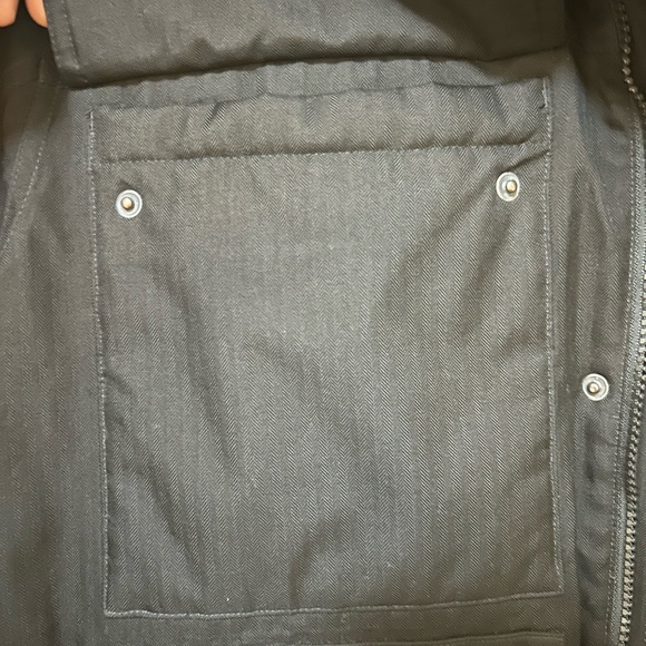 The North Face Gotham III Jacket. ( 1 owner ) - Picture 5 of 10